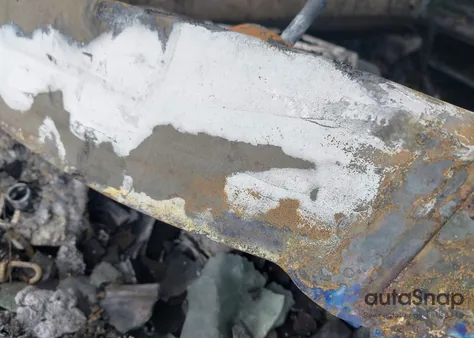 2023 Honda Pilot Awd Lx z USA, uszkodzony, nr VIN 5FNYG1H28PB057035